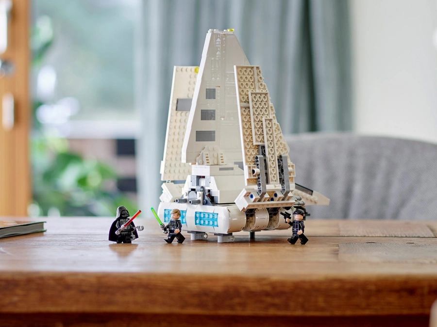 Блоковий конструктор LEGO Star Wars Імперський шаттл (75302)